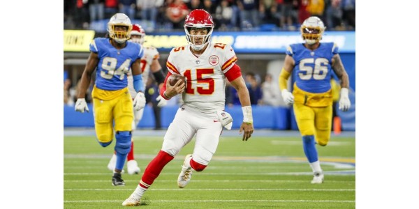 Kansas City Chiefs vinner igen med stora marginaler